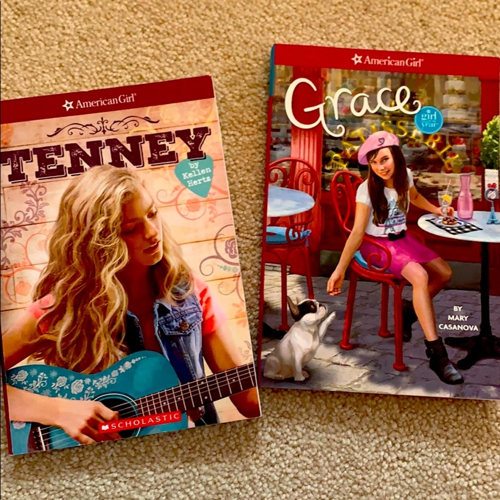 Gently used, AMERICAN GIRL BOOKS ⭐️ 👧